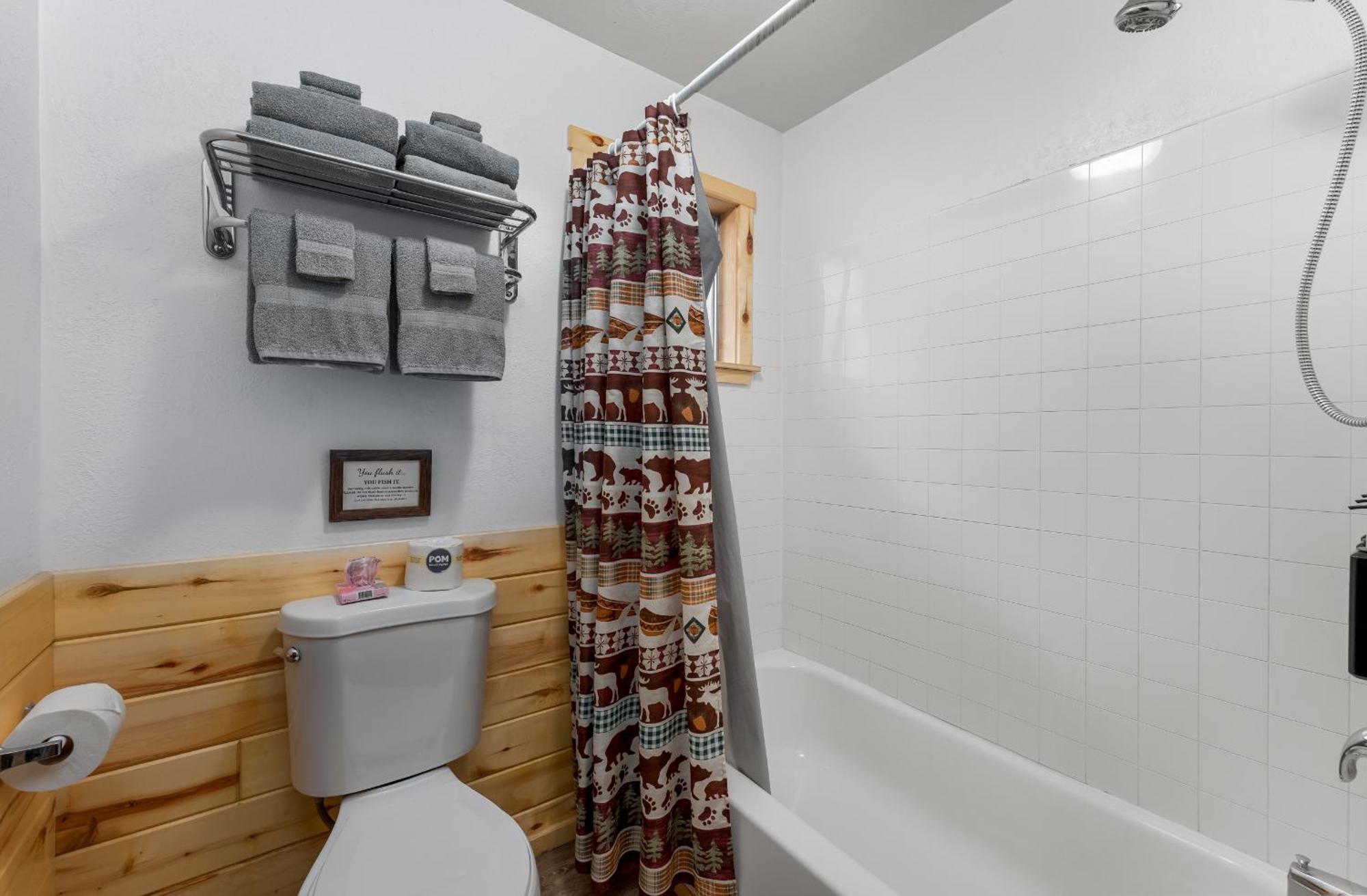 Bear Paw Lodge & Vacation Homes Vallecito Esterno foto